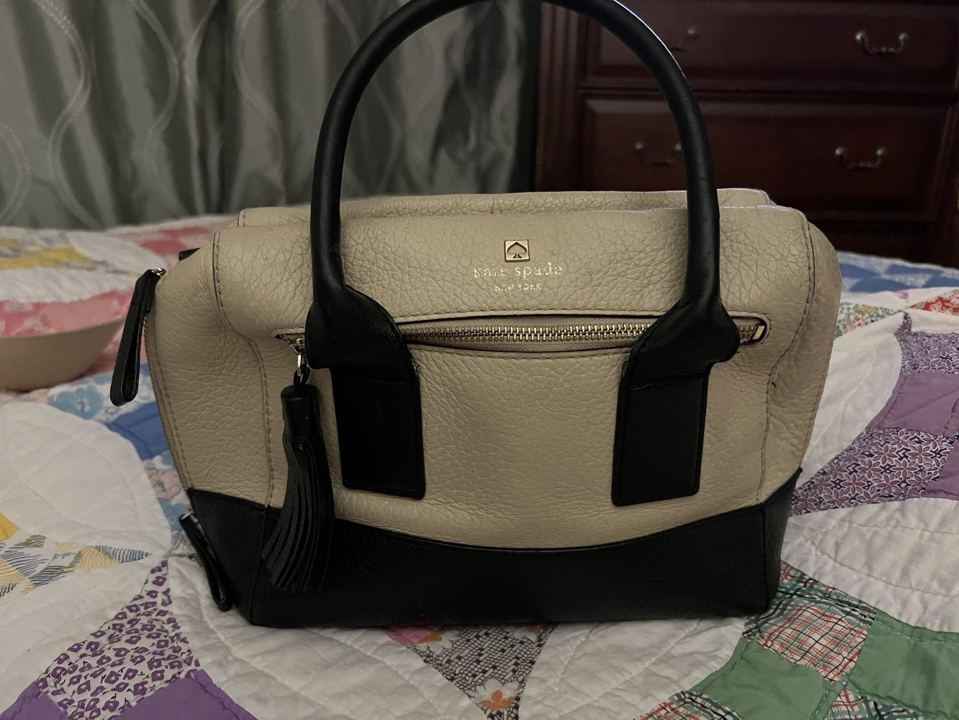 Kate Spade Southport Cream & Black Purse Handbag Satchel