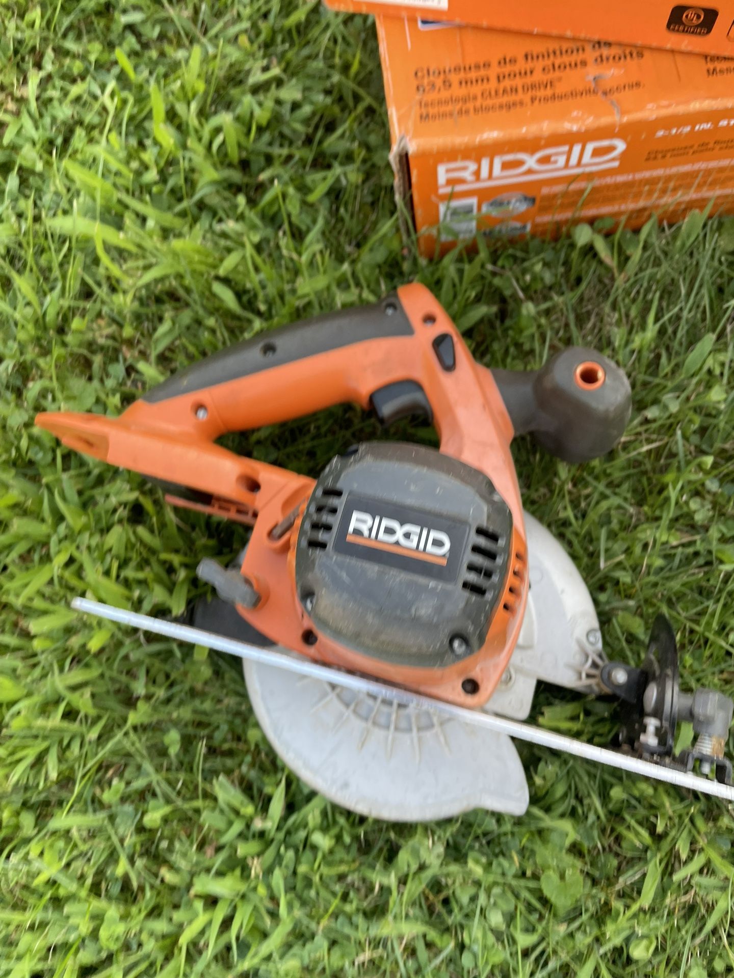 Ridgid Cordless 18v 6-1/2” Circular Saw 