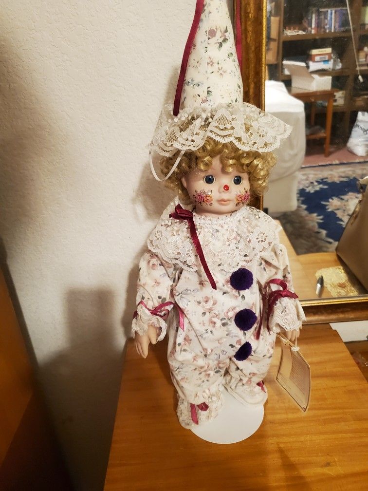 New Authentic Cute Dimples Clown Porcelain Doll With Original Box And Stand