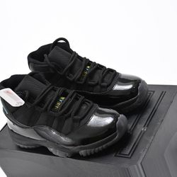 Jordan 11 Gamma Blue 25