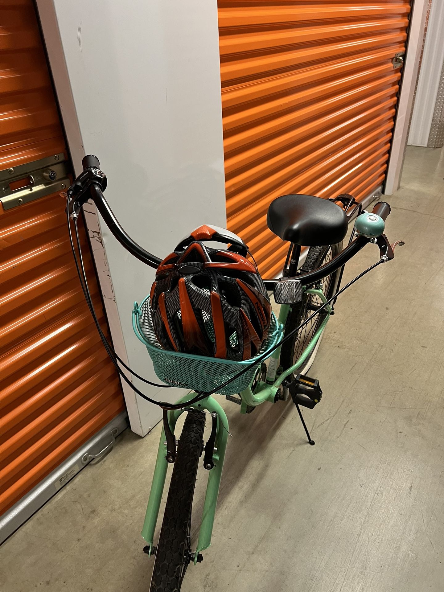 Gorgeous, Mint Green Cruiser Style Bicycle With Belle And Basket – – Helmet Included!