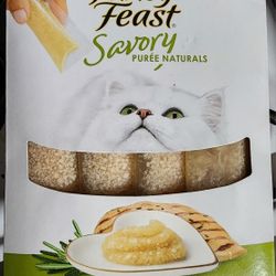 Purina Fancy Feast Savory Puree, Squeezable Cat Treats, Chicken, (4) .35 oz Pouches