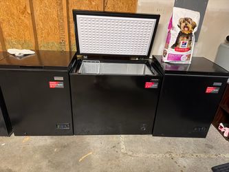 Frigidaire Gallery 7 Cu. Ft. Chest Freezer, Black