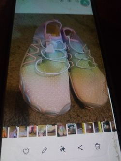 womens water shoes