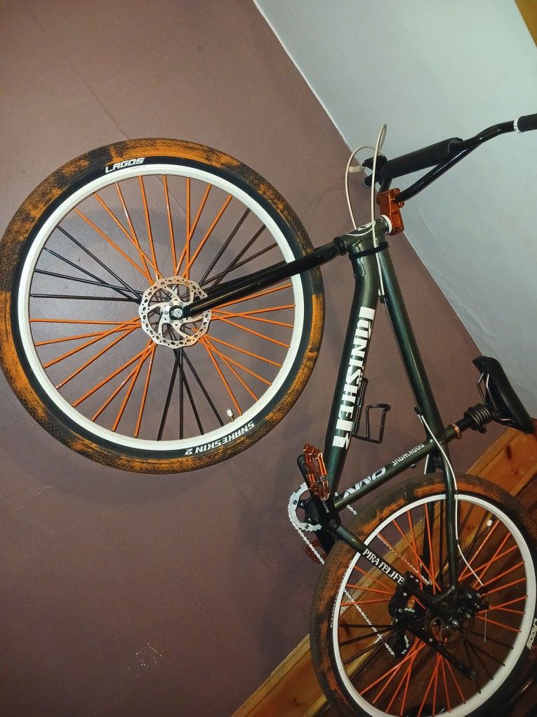 Mongoose 29 With Aftermarket Parts