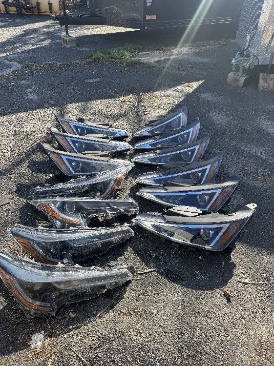 2021+ Toyota Corolla & 2019+ Hyundai Elantra OEM Headlights ALL FOR SALE