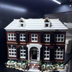 Lego Home Alone 