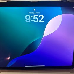 12.9" iPad Pro 256GB (4th Gen) + Apple Pencil 2 + Case