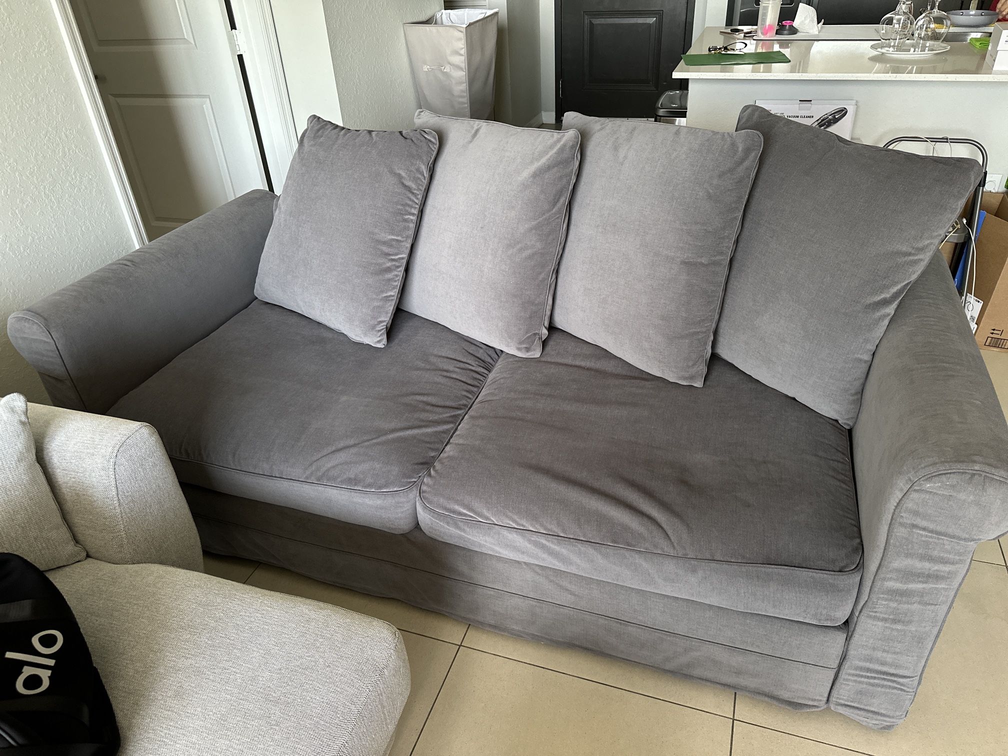 Sofa Bed/ Sofa Cama