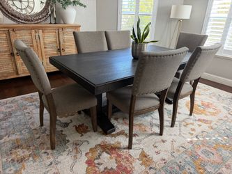 Dining Table with 6 Chairs