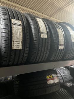 Starfire 235/60R16 Tire – All-Season Performance & Dependable Comfort