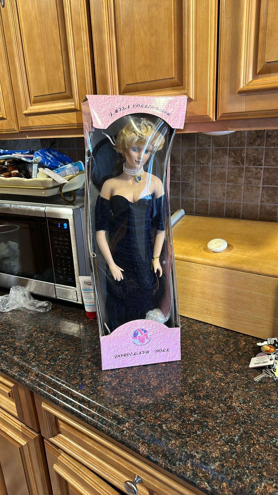 Princesas Diana Porcelain Doll Collection 