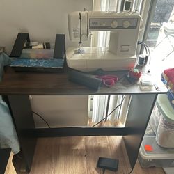Simple Desk