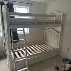 Bunkbed With Trundle