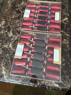 Pier Imports "Fill Your Own" Party Crackers - Set of 6