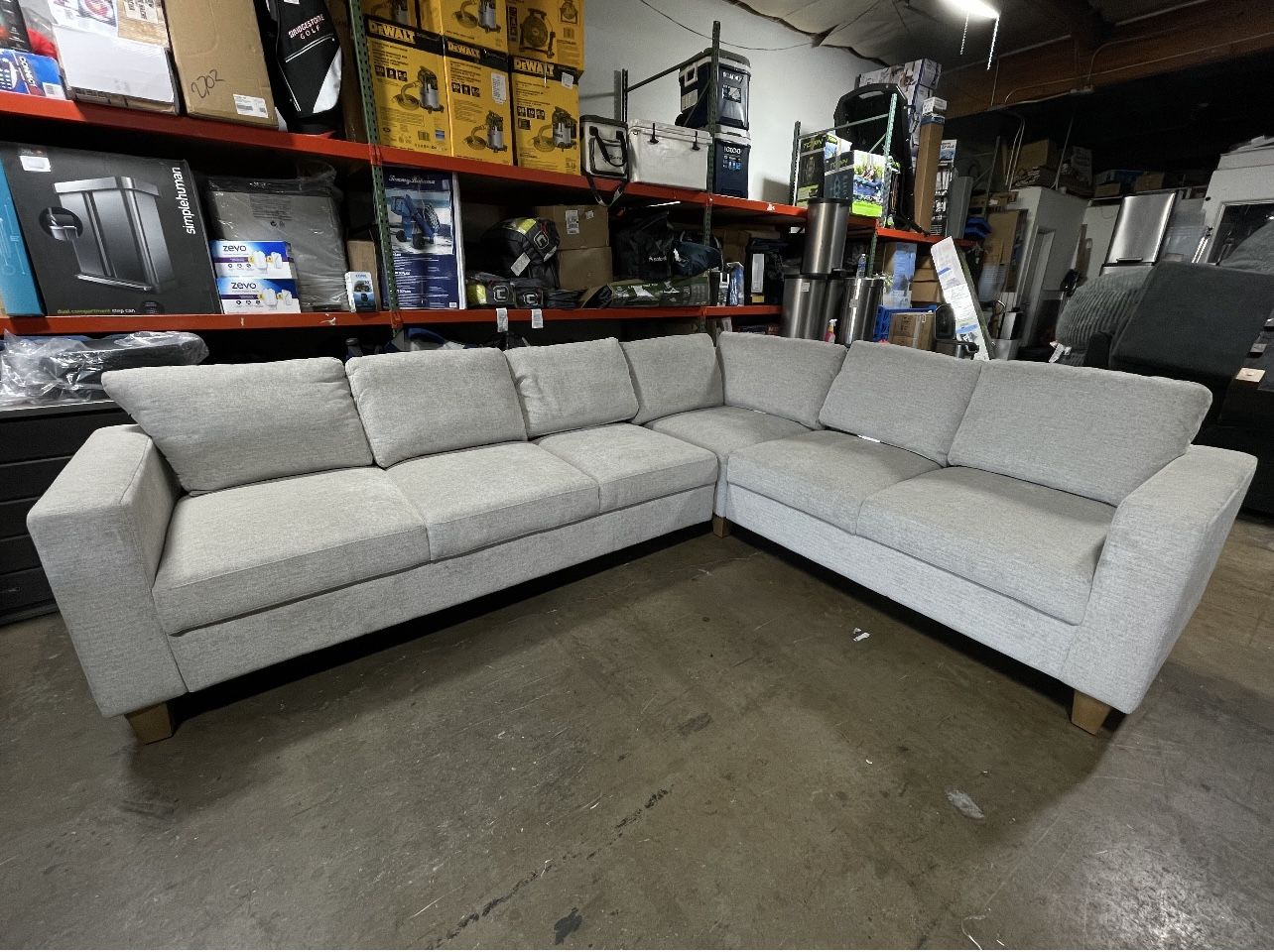 Thomasville Caler Convertible Sleeper Sectional with Storage