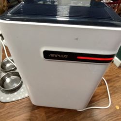 Airplus Dehumidifier 4500+ SQ Ft 