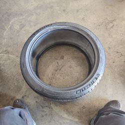 295/35/21 Michelin Tire 295 35 21