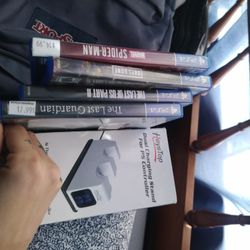 PS4&5 disc game's & PS5 controllers charging stand