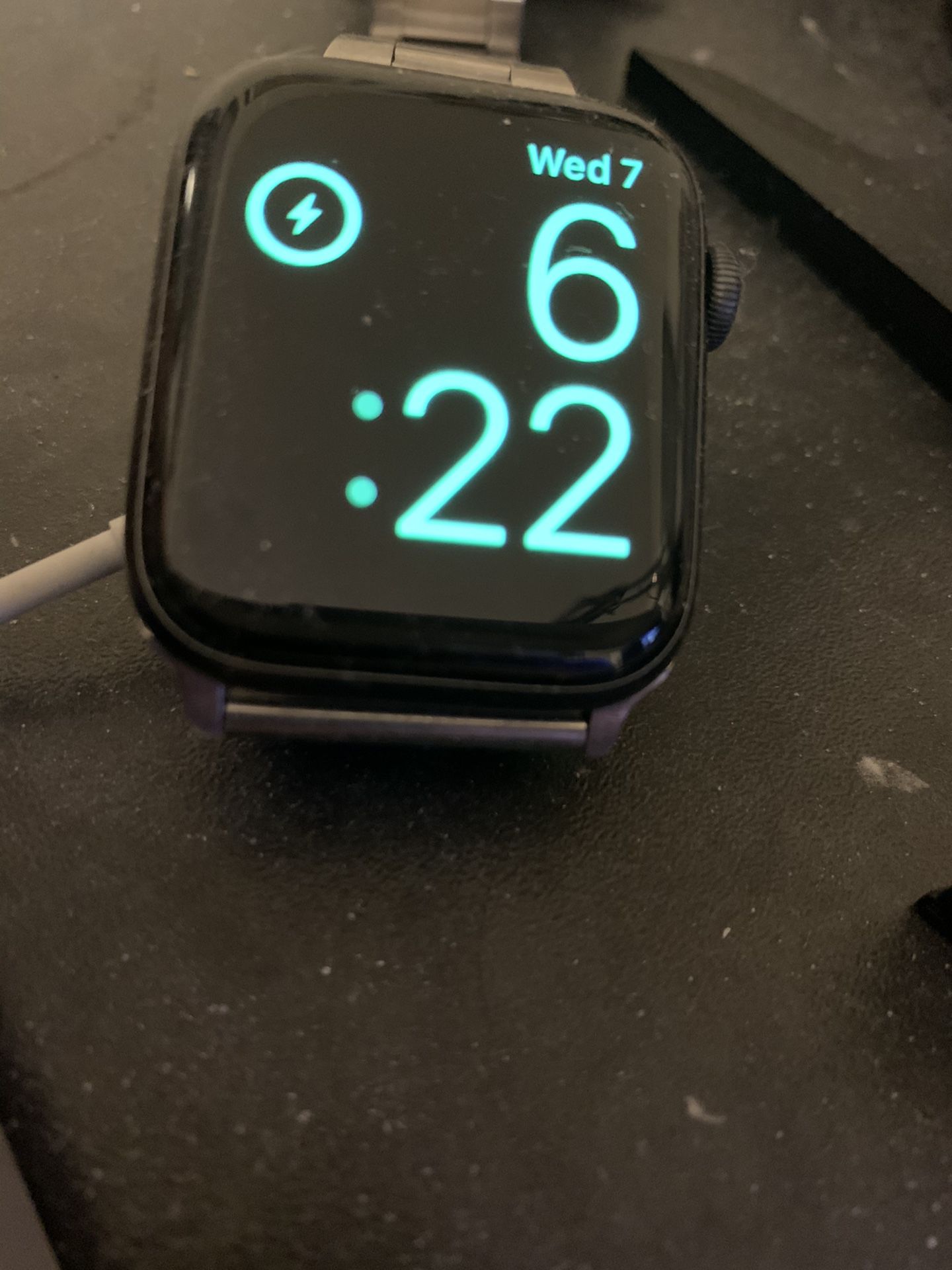 Apple Watch Series 4 (GPS, 44MM) - Space Gray+Cellular (Verizon)