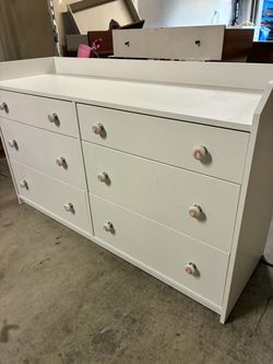 Ikea  HAUGA 6 drawer dresser