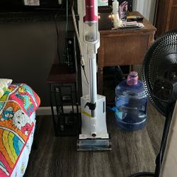 Shark Clean And Empty Vacuum 