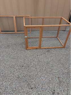 Wooden wire mesh homemade small animal enclosure