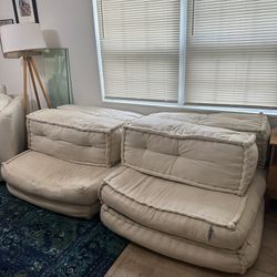 Floor Cushion Modular Couch/ Sofá 