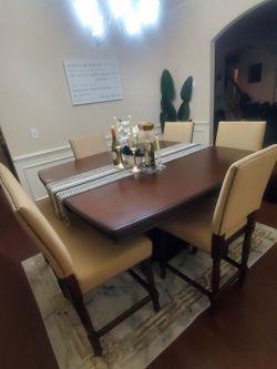Nice Table Set for 6+!
