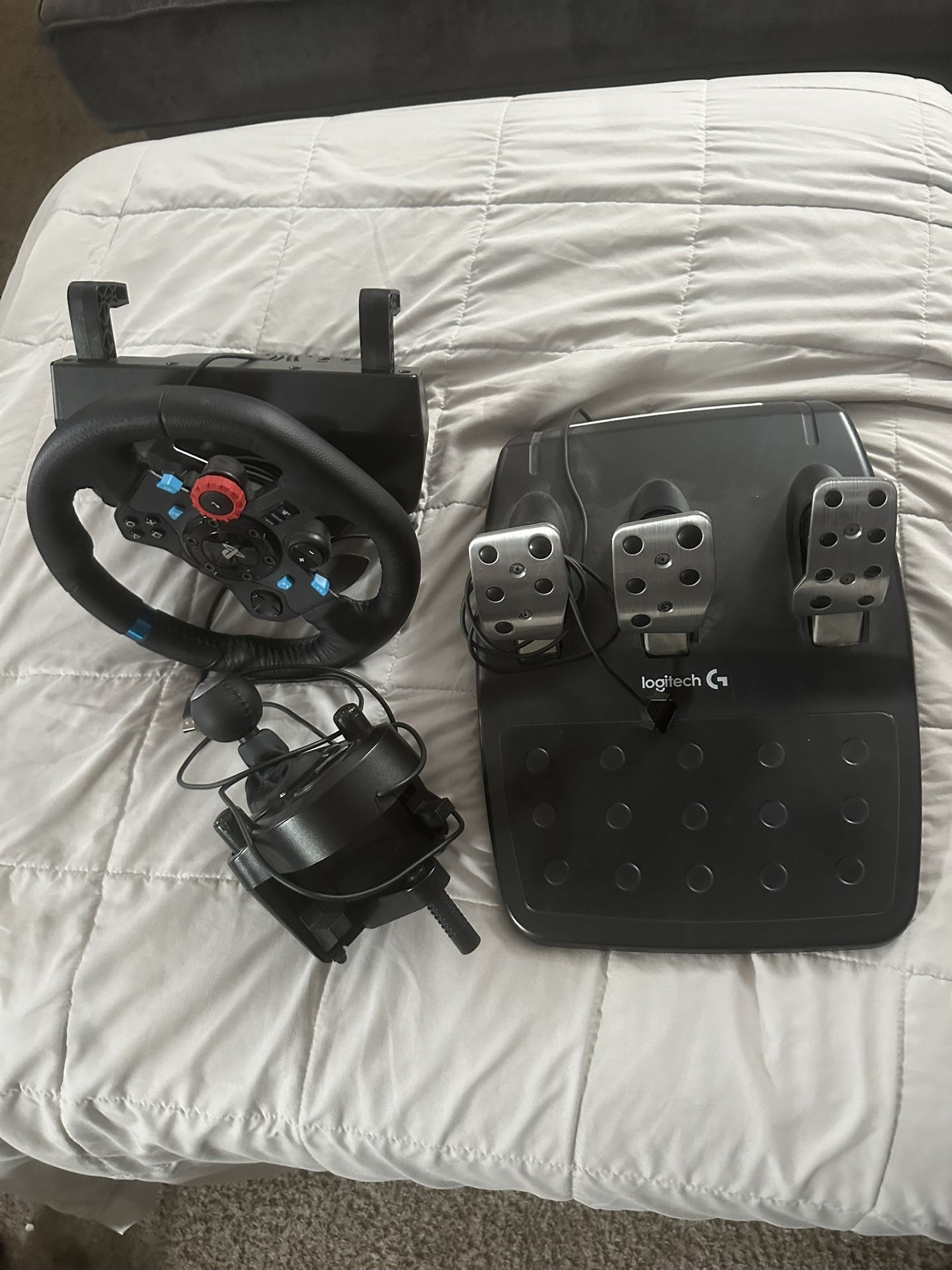 Logitech G29