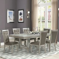 Stunning 7 Piece Dining Set With Crystal Tufting And Mirror Accents On Table And Chairs Table Also Has A Glass Inlay Firm Price $1,100