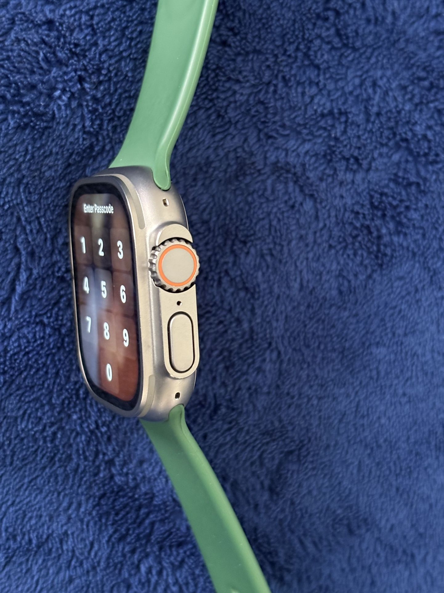 Apple Watch  Ultra 2   49 mm