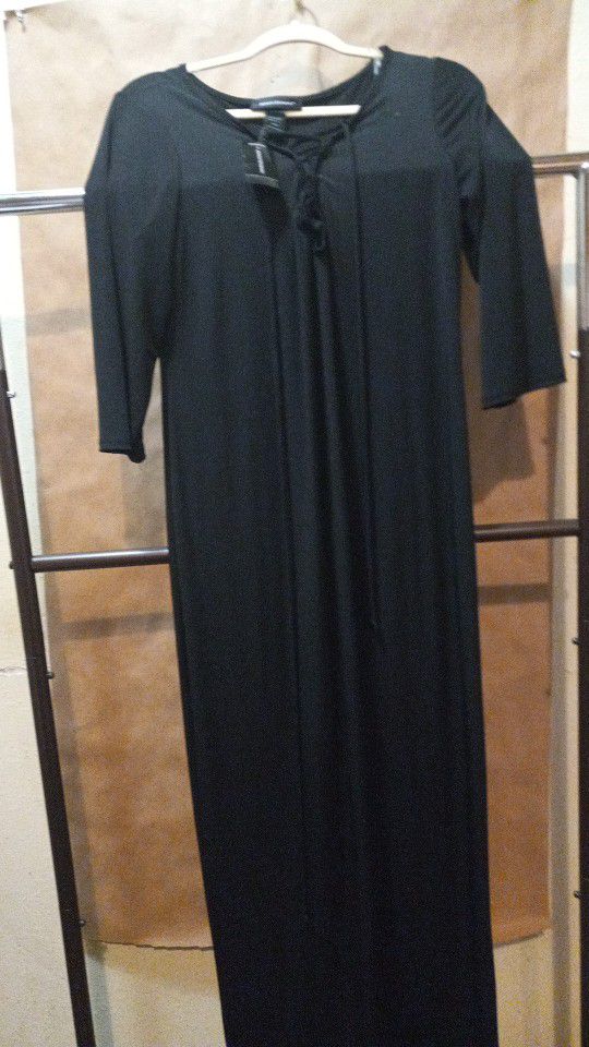 Brand New Ashley Stewart Maxi Dress 3/4 Sleeves V-neck And Tie In Front Black Size 14-16 Paid $59 When First Purchase Never Worn