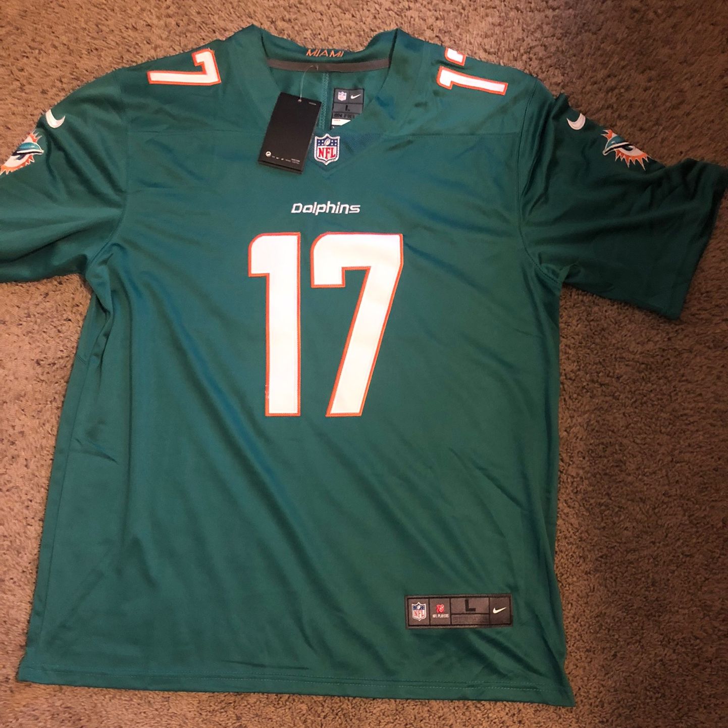 Jaylen Waddle Stitched NFL Jersey for Sale in Scottsdale, AZ - OfferUp