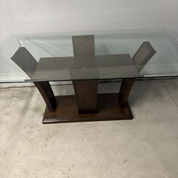 Table. With 6 Chairs 