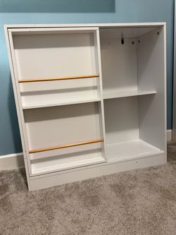 KIDS WHITE BOOKCASE