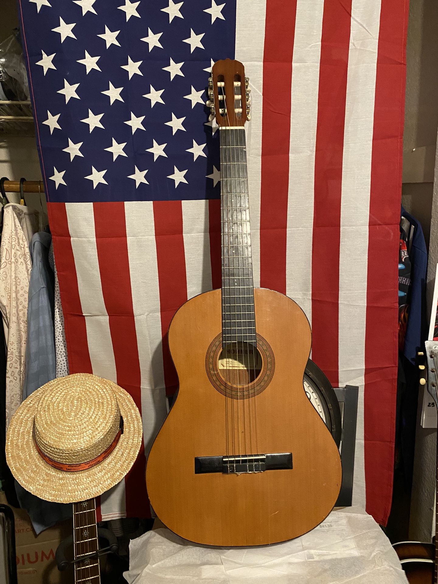 Hohner Classical Acoustic Guitar $60 obo