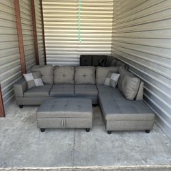 Free Delivery! Grey Sectional Couch with Storage Ottoman
