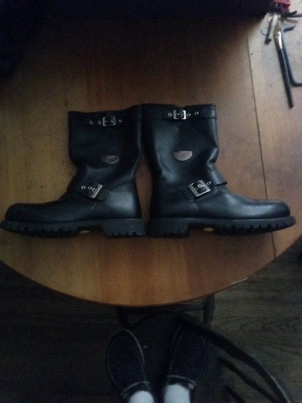 New 9/1/2 Red Wings Motorcycle Boots