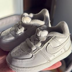 Baby Nikes 2C