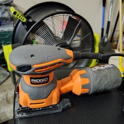 Ridgid 1/4 Sheet Sander Corded/ USED 
