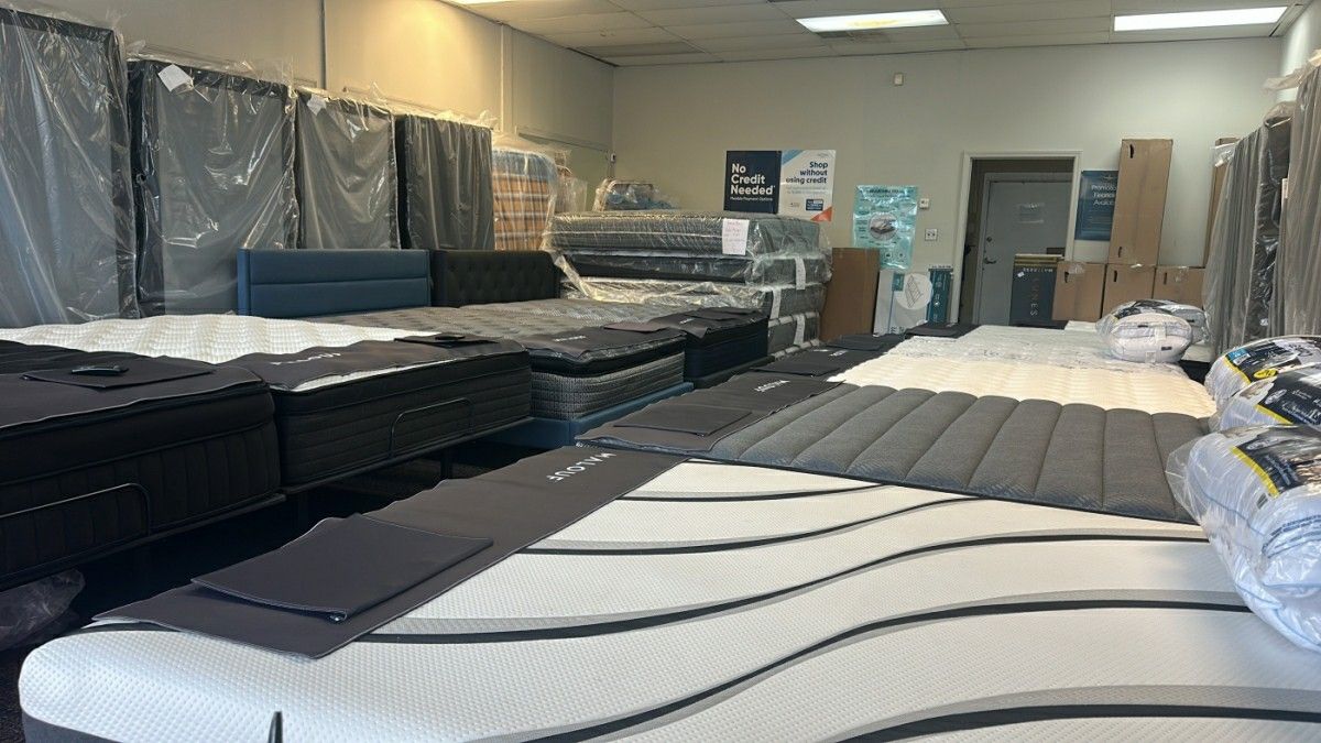 50-80% OFF RETAIL Luxury Mattress for Sale