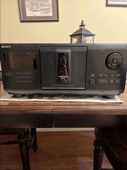 Sony CDP-CX210 disc player