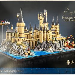 LEGO Harry Potter: Hogwarts Castle and Grounds (76419)