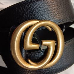 *Authentic* Gucci Black Leather Belt w/ Interlocking Brass G Buckle Sz 40(feels Like 38)