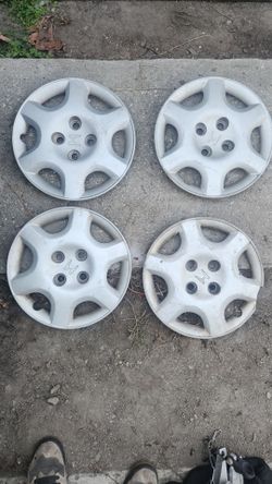 Civic hub caps