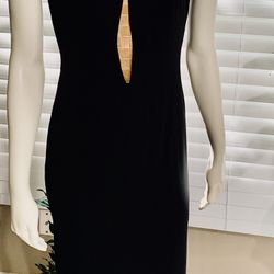 NEW/ Black Long Dress (Size S)