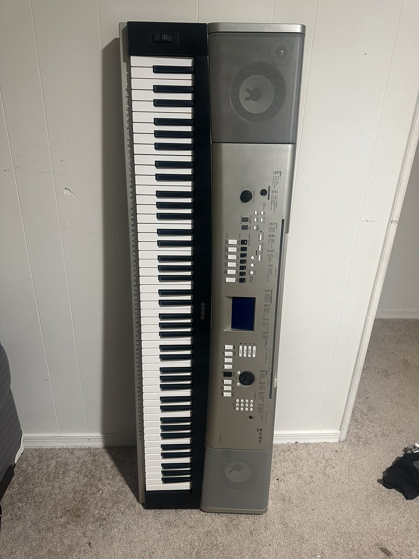 Yamaha YPG525 88- Keys Grey Portable Grand Keyboard