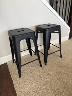 2 Black Metal  Bar Stools