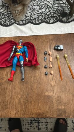 MAFEX CYBORG SUPERMAN